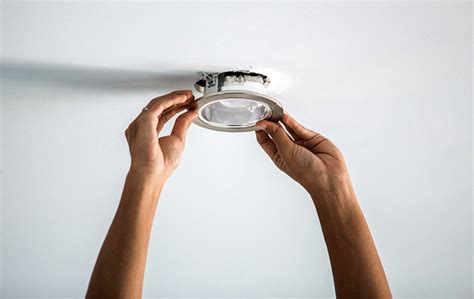 how to install a downlight